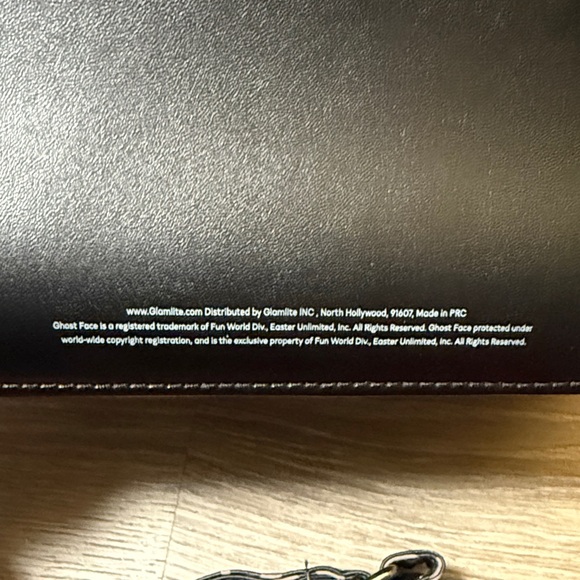 Glamlite Ghostface Collab Makeup Bag Holligram Crossbody - Picture 11 of 11